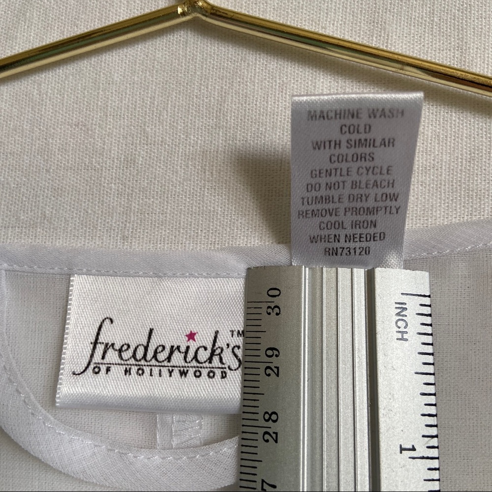 VINTAGE • Frederick’s of Hollywood 2010s white Sheer Lace Robe Cottagecore L - Picture 5 of 7